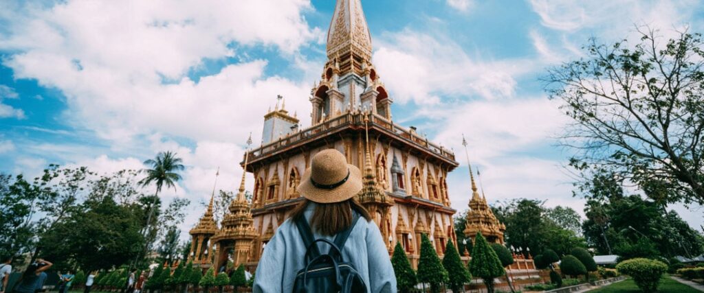 Cultural Immersion Experiences for Senior Travelers